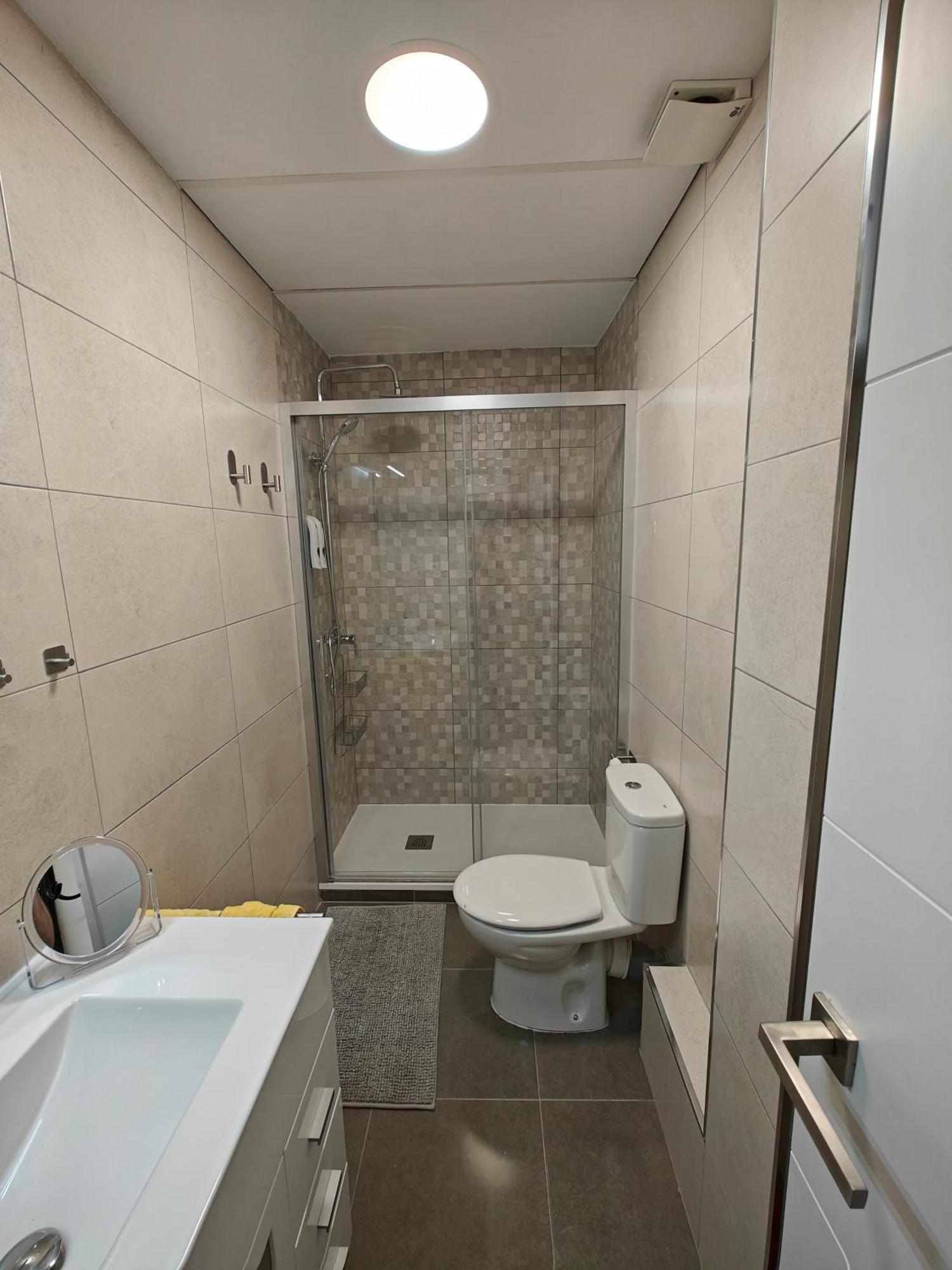 Appartamento Zona Muy Tranquila Todo A Estrenar Madrid